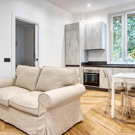 Ferienwohnung Joivy Stunning Flat With Balcony Mailand Exterior foto